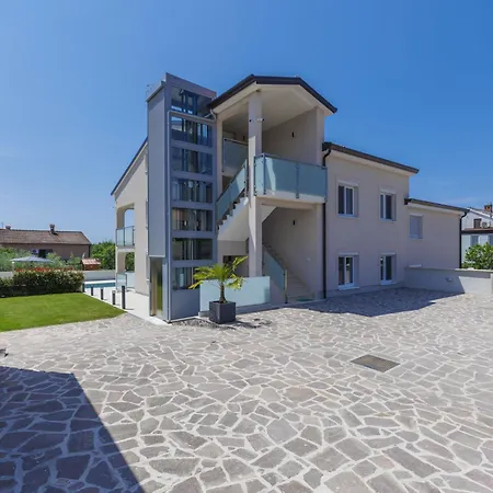 Galici-2 By Interhome * Умаг