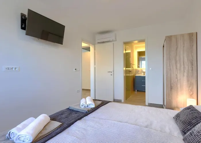 Galici-2 By Interhome